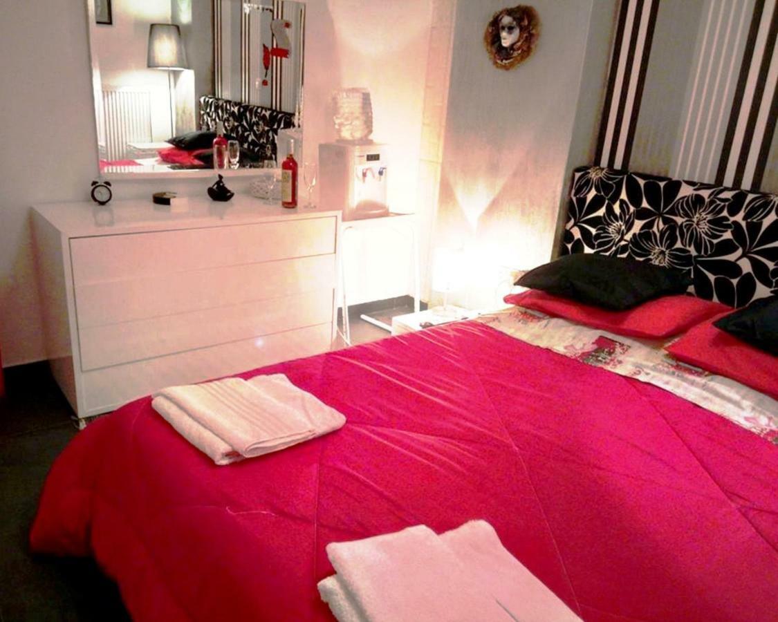 Апартаменты Greek Hospitality 2 Афины Экстерьер фото