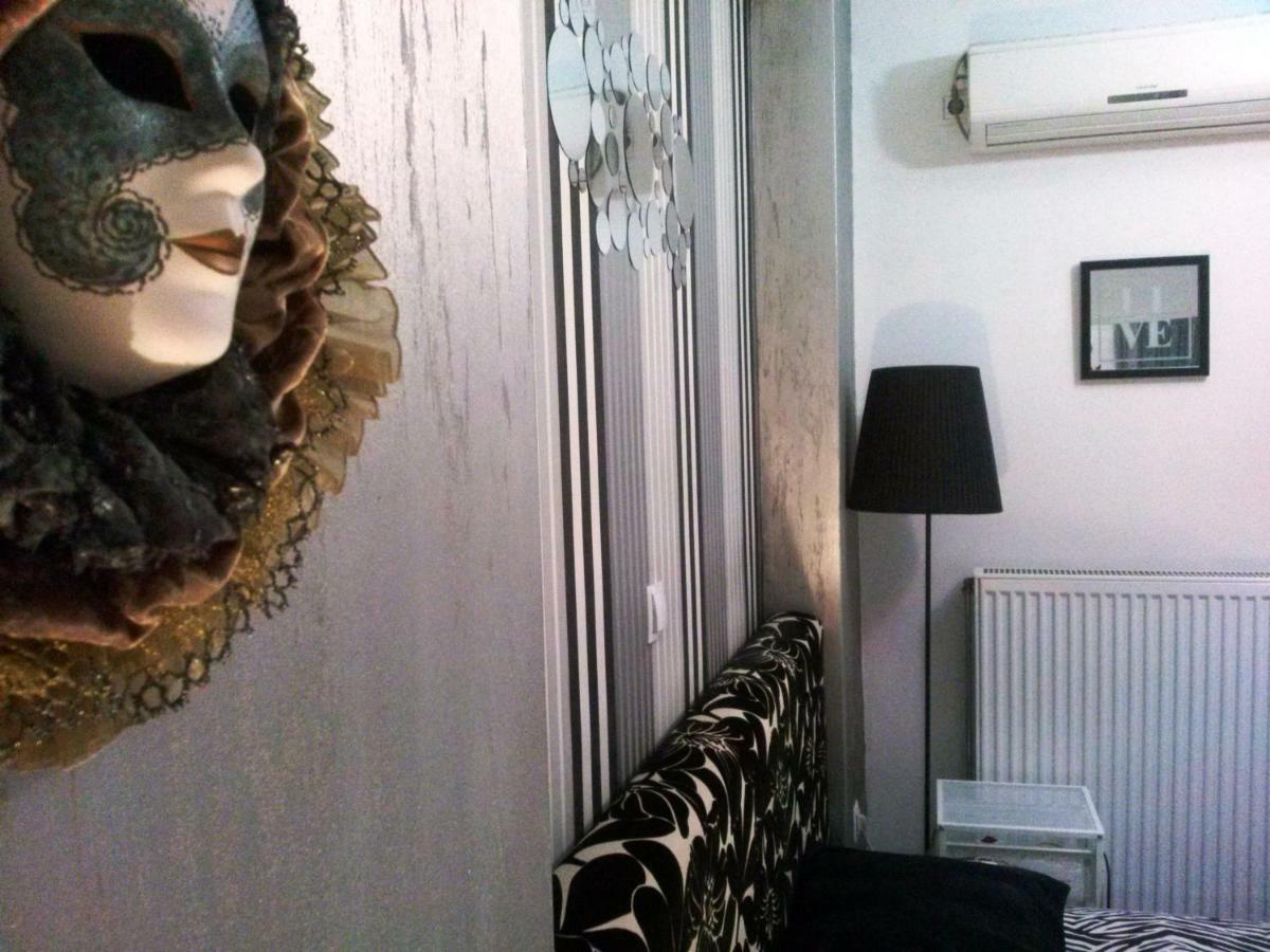 Апартаменты Greek Hospitality 2 Афины Экстерьер фото